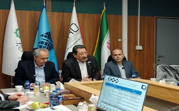 بازدید وزیر صمت از پروژه تولید آلومینا از نفلین سینیت