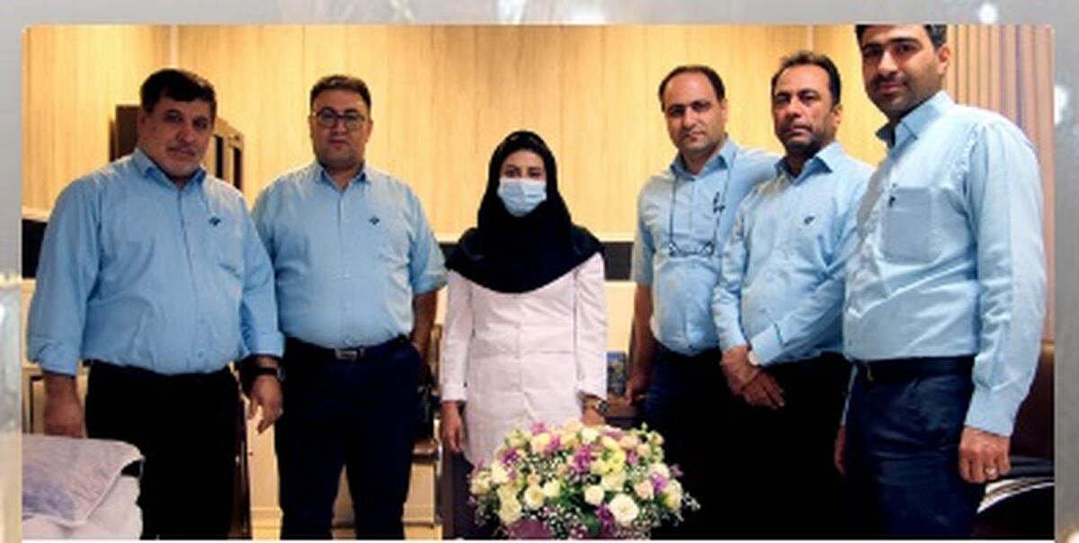 قدردانی از پزشک معتمد مجتمع فولاد غدیر نی‌ریز به مناسبت روز پزشک انجام شد