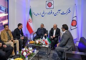 بازدید استاندار یزد از غرفه ارفع در دهمین نمایشگاه معدن و فولاد یزد

