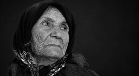خاله عصمت؛ قدیمی‌ترین بانوی معدن‌کار ایران درگذشت
