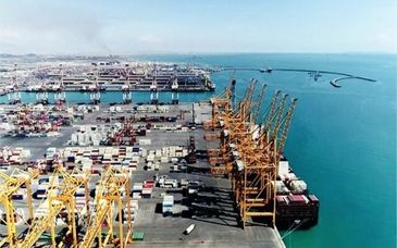 ثبت رکورد بارگیری مواد معدنی در بندر شهید رجایی در سال ۱۴۰۴