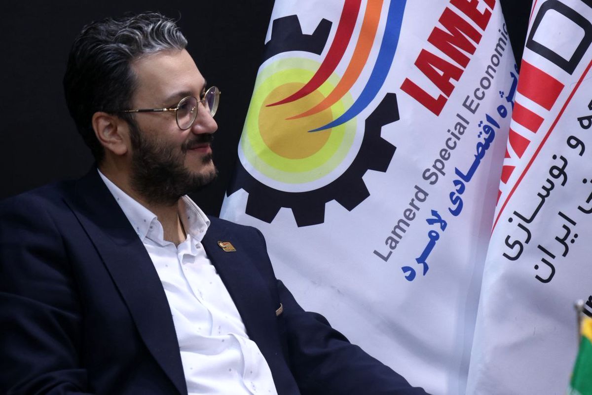 رونمایی از ٢٠ مجوز بدون‌نام برای تسهیل سرمایه‌گذاری در منطقه ویژه اقتصادی لامرد