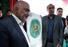 گزارش تصویری: بازدید دکتر موالی‌زاده، استاندار خوزستان، به همراه جمعی از مدیران استان از غرفه فولاد اکسین خوزستان در نمایشگاه هفته دولت