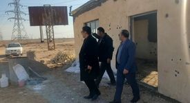 بازدید سرزده دکتر بادکوبه مدیر عامل شرکت آلومینای ایران از محل تجهیز کارگاه نیروگاه خورشیدی ۶۰ مگاواتی