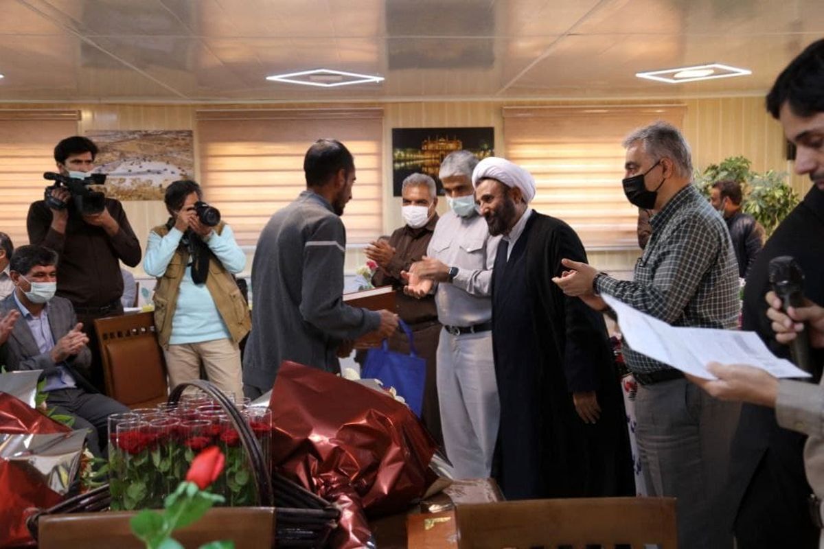 قهرمانی تیم فوتبال کارگری شرکت مس در «جام فیفکو» باعث افتخار کشور شد