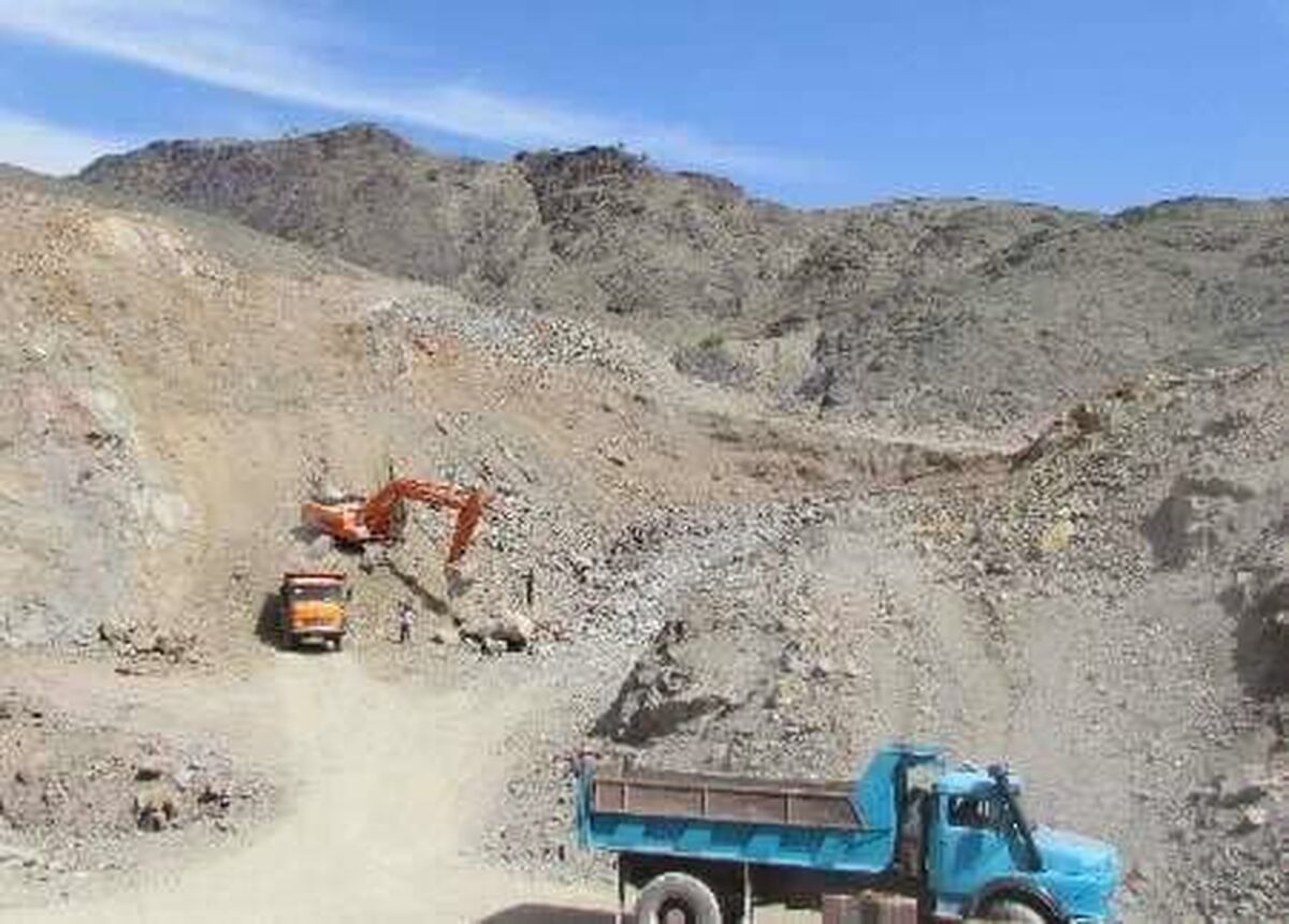 فرسایش بادی در محدوده‌های معدنی بردسکن ۳۰ درصد کاهش یافت