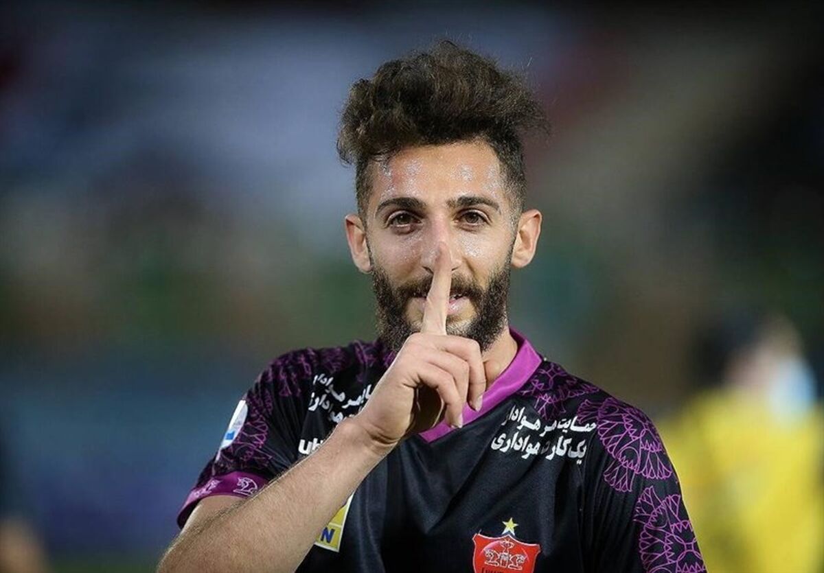 پیشنهادهای قطری و اماراتی برای مهاجم نیمکت نشین پرسپولیس

