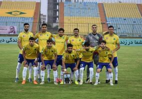 صنعت نفت با ۵ غایب برابر استقلال

