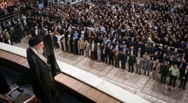 تجدید میثاق کارکنان و بسیجیان گروه فولاد خوزستان با امام راحل و رهبر معظم انقلاب اسلامی