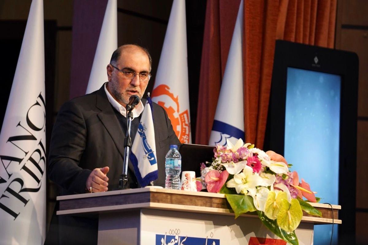 منتظر تأثیر تحولات روسیه بر بازار فلزات پایه ودیگر فلزات باشید

