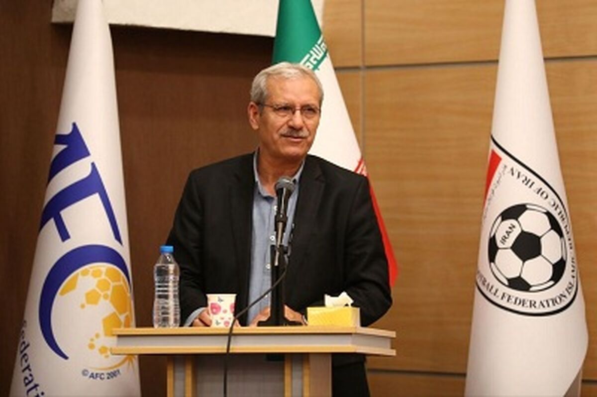 واکنش نصیرزاده درمورد زمان باز شدن پنجره نقل و انتقالاتی تراکتور