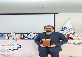 مدیر مرکز نوچاد تندیس گرفت؛چادرملو، پیشگام تحقیق و توسعه در صنایع و معادن کشور